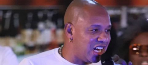 Anderson Leonardo, do Molejo, é acusado de abuso, mas nega o crime