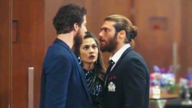 DayDreamer: Can e Yigit hanno un duro scontro.