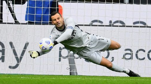Inter, ottima solidit&agrave; difensiva: Handanovic non prende goal da quattro giornate in Serie A