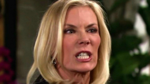 In foto Brooke Logan, Beautiful.
