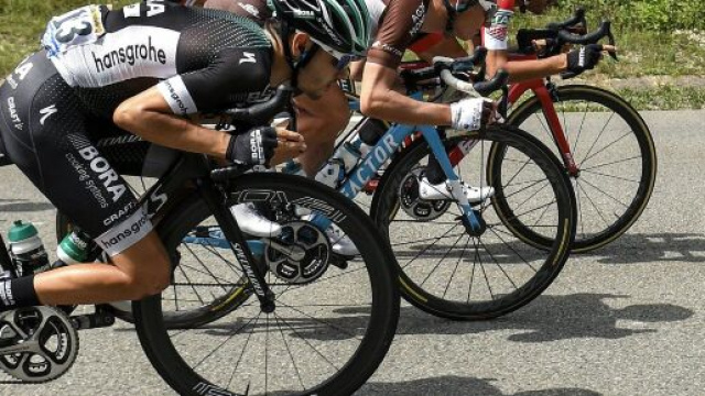 I ciclisti minacciano lo sciopero contro le nuove regole dell'Uci.