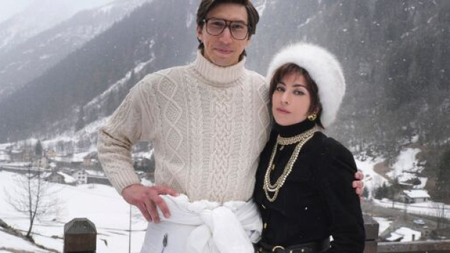 House of Gucci, Lady Gaga e Adam Driver nelle prime foto dal set.