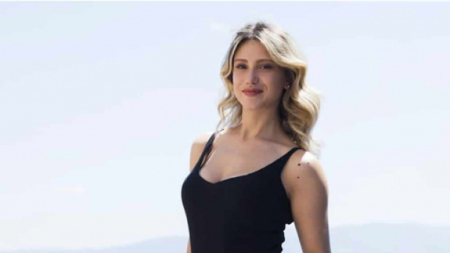 Eleonora Cristiani, personaggio web e co-conduttrice.