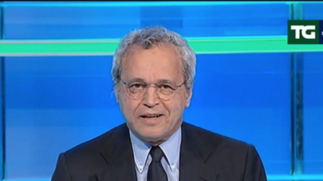 Enrico Mentana contrario a dare priorit&agrave; ai giornalisti sul vaccino.