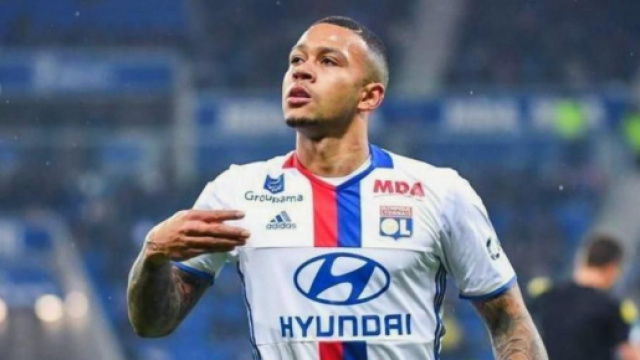 Memphis Depay, punta del Lione.