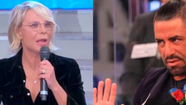 Uomini e Donne, Roberto viene mandato via e sbotta su IG: 'Volevano farmi fuori'