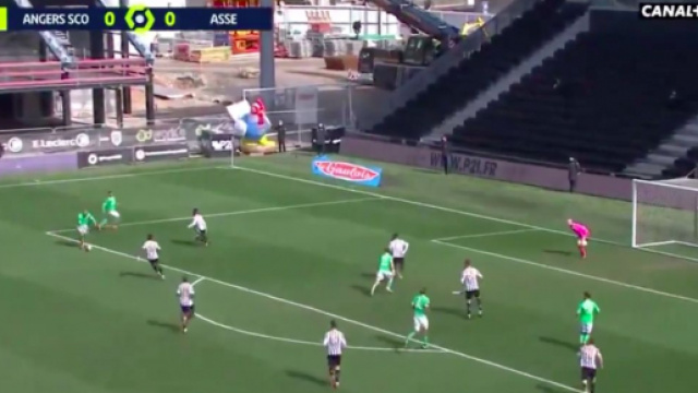 Le but magnifique de Khazri fait le buzz - Photo capture d'&eacute;cran vid&eacute;o