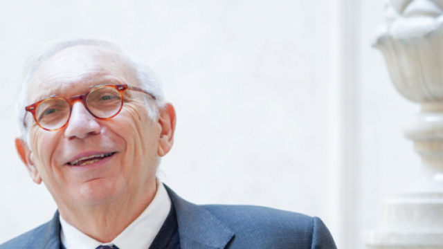 Il ministro Bianchi annuncia esami in presenza per medie e superiori.