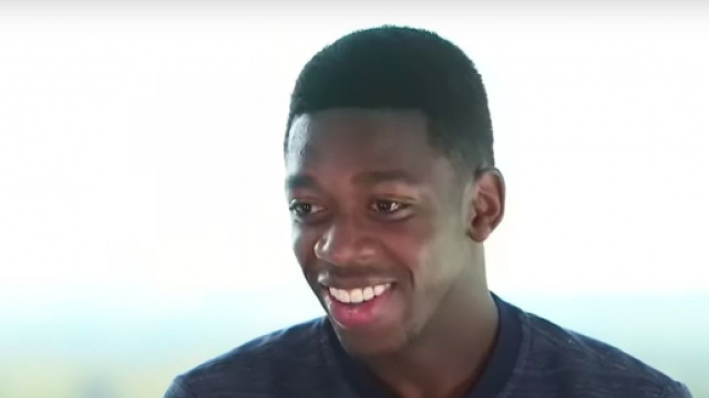 Ousmane Demb&eacute;l&eacute; fait le buzz sur les r&eacute;seaux sociaux - Photo capture d'&eacute;cran vid&eacute;o