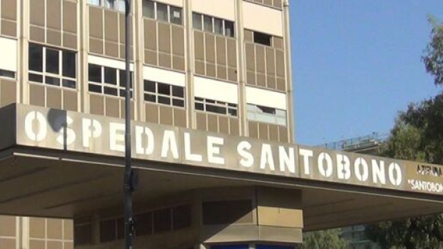 Napoli, maltrattano il neonato di 4 giorni: arrestati i genitori - fonte https://www.tuttosanita.com