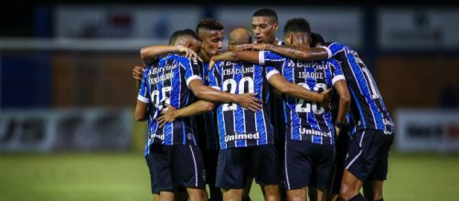 Com sal&aacute;rios altos no grupo, o Gr&ecirc;mio possui entraves para trazer novos jogadores (Lucas Uebel/Gr&ecirc;mio)