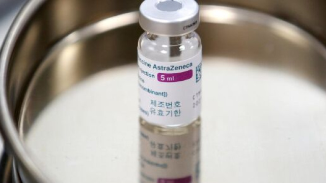 Ema sul vaccino AstraZeneca: 'Sicuro ed efficace'.