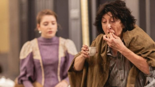 Una Vita: Ursula viene mandata via da Acacias.