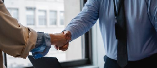 T&eacute;cnicas de vendas que far&atilde;o os clientes finalizar a compra (Reprodu&ccedil;&atilde;o/Pexels)