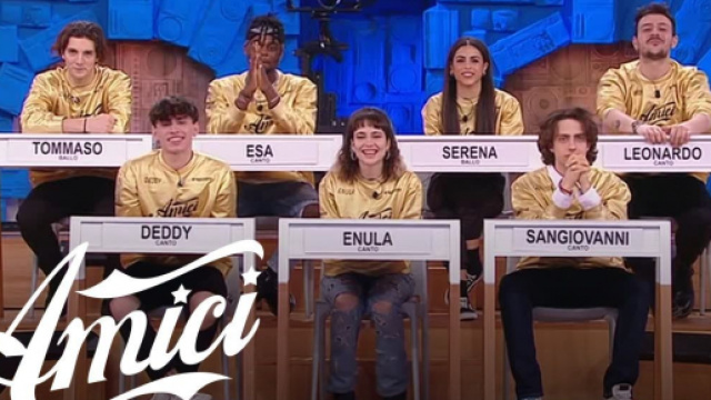 Amici, spoiler 1&deg; serale: team Zerbi-Celentano vince due manche, Ferilli quarto giudice.