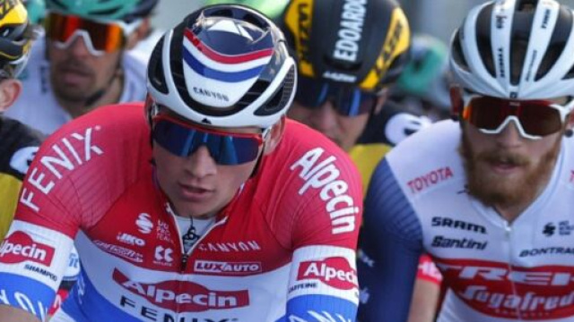 Mathieu Van der Poel alla Milano-Sanremo.