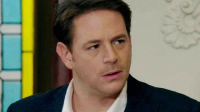 Un posto al sole, spoiler al 26 marzo: Filippo deve prendere una decisione, Rossella &egrave; depressa dopo il tradimento di Patrizio