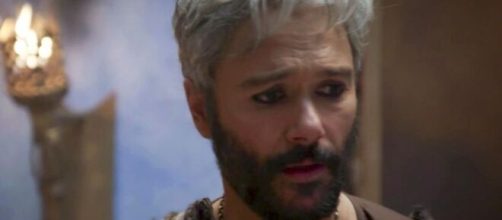 Ter&aacute; se culpa ap&oacute;s morte do filho em 'G&ecirc;nesis' (Reprodu&ccedil;&atilde;o/Record TV)