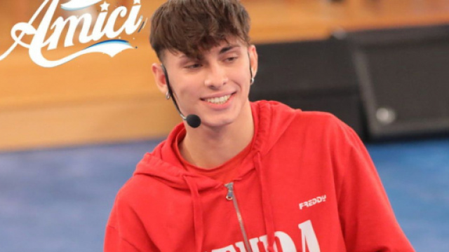 Amici, allievi del team Arisa-Cuccarini sugli scudi: Raffaele sfida Deddy su 'Listen' di Beyonce.