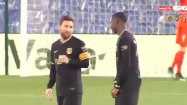 La s&eacute;quence entre Leo Messi et Ousmane Demb&eacute;l&eacute; fait le buzz - Photo capture d'&eacute;cran vid&eacute;o Twitter
