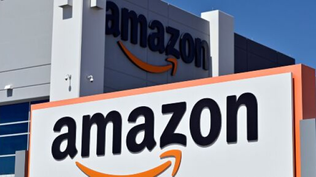 Il logo dell'azienda Amazon. In Italia c'&egrave; stato il primo sciopero.