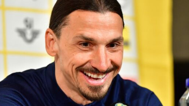 Zlatan Ibrahimovic, commosso ed emozionato alla prima conferenza stampa dopo il ritorno in Nazionale