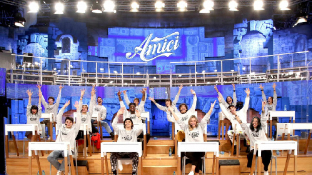 Amici 20: Serena scoppia in lacrime per un giudizio poco carino di Rosa.