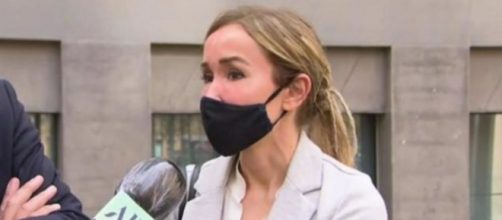 &Aacute;ngela Dobrowolski ha sufrido una fuerte agresi&oacute;n en la c&aacute;rcel por culpa de una deuda entre reclusas (Twitter @Telecincoes)