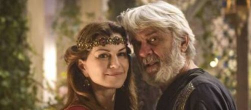 Sara e Abr&atilde;o em 'G&ecirc;nesis'. (Foto: RecordTV).