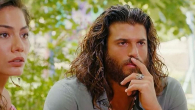 DayDreamer, spoiler 30 marzo: Can 'ride sotto i baffi' mentre Sanem cerca la collana.