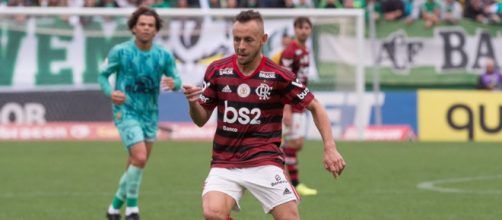 Gr&ecirc;mio acerta com Rafinha e faz acr&eacute;scimo de valor no elenco (Alexandre Vidal/CRF)