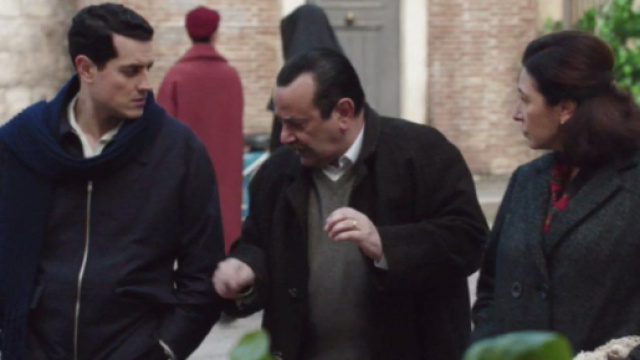 Il Paradiso delle signore: Giuseppe potrebbe causa dei danni a Salvatore e al grande magazzino di Conti.