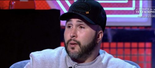 Kiko Rivera destrozado porque sus hijas quieren ver a su abuela (@DeluxeSabado)