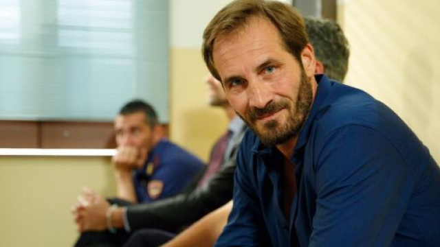 Un posto al sole, spoiler al 9/04: Alberto si allontaner&agrave; da Barbara.