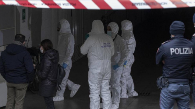 La polizia scientifica sul luogo del delitto di Ilaria Fabbri