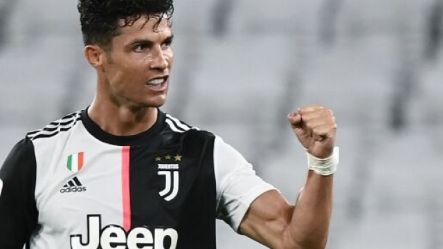 Juventus, Pirlo lascia CR7 in panchina: scelta condivisa con il giocatore portoghese.