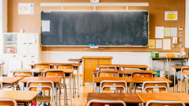 Scuola: probabile aumento di 55 euro netti sullo stipendio dei docenti precari e di ruolo.
