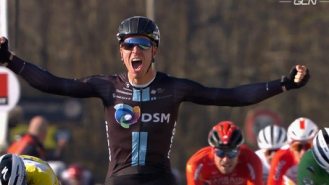 La vittoria di Cees Bol nella seconda tappa della Parigi - Nizza.