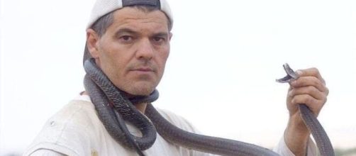El defensor de los animales Frank Cuesta se ha dirigido duramente contra el chico que guardaba ilegalmente serpientes (Twitter @Belda1954)