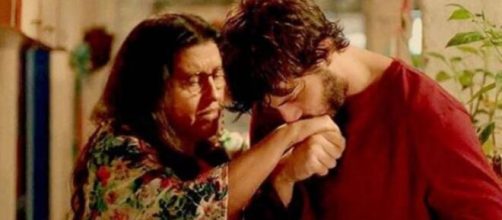 Lurdes e Dom&ecirc;nico em 'Amor de M&atilde;e' (Foto: Globo).