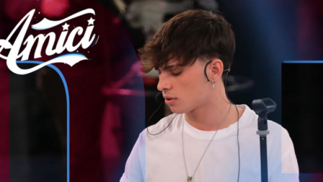 Amici 20, la signora Grazia fa un regalo che commuove Deddy.