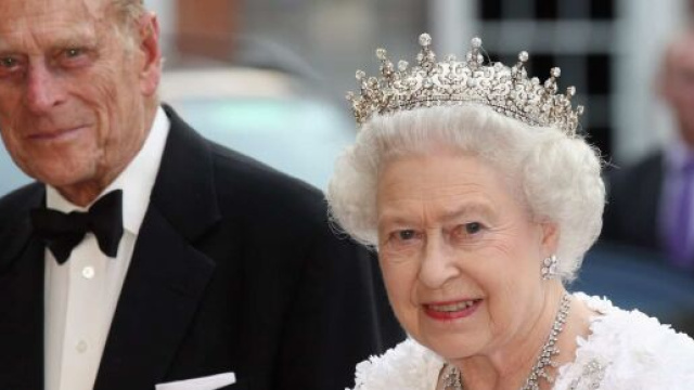 &Egrave; morto il principe Filippo. Il marito della regina Elisabetta.