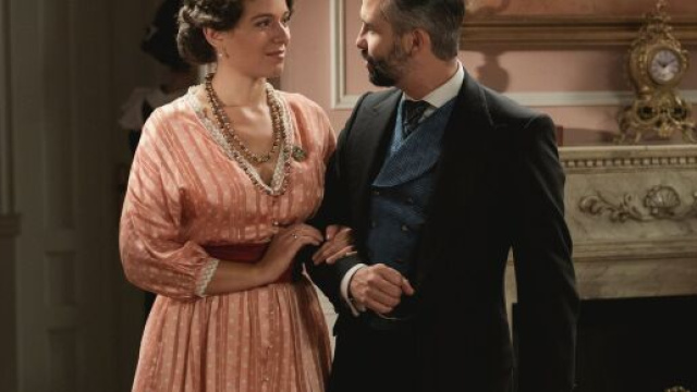 Una Vita, spoiler al 25 aprile: Felipe far&agrave; la proposta di matrimonio alla Salmeron