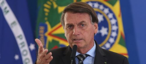 Bolsonaro d&aacute; declara&ccedil;&atilde;o enigm&aacute;tica na entrada do Pal&aacute;cio da Alvorada (Fabio Rodrigues Pozzebom/Ag&ecirc;ncia Brasil)