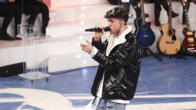 Amici 20, Aka7even: 'Mia mamma &egrave; la persona che mi manca di pi&ugrave;'.