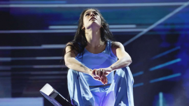Amici 20, Rosa minacciata di morte.