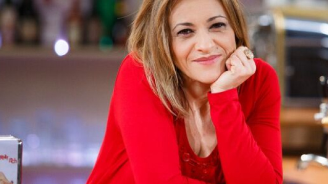 Un posto al sole, l'attrice di Silvia: '&Eacute; sempre triste salutare un compagno di scena'.