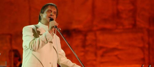 Roberto Carlos recebe homenagens (Divulga&ccedil;&atilde;o/Rede Globo)