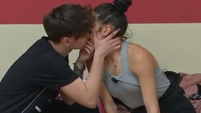 Amici, anticipazioni 3^ puntata: Dennis e la sua fidanzata allo scontro finale.