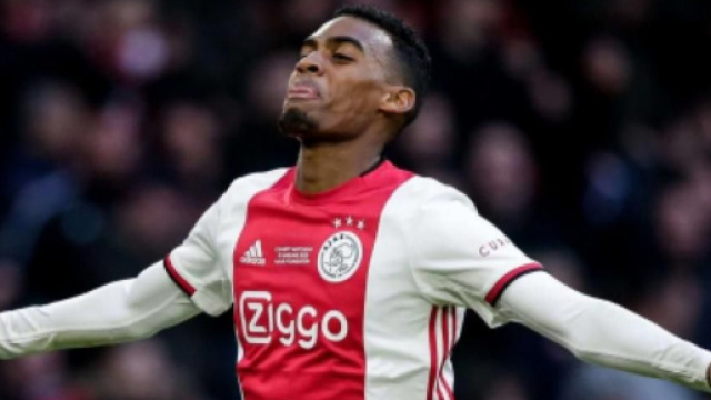 Ryan Gravenberch, centrocampista dell'Ajax.